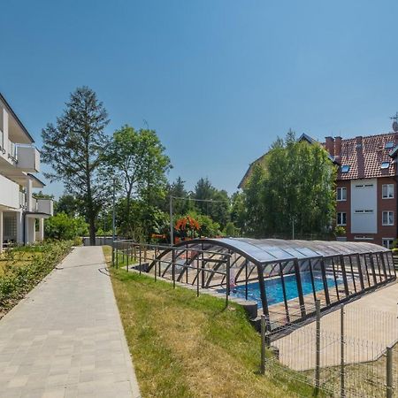 Apartamenty Sun & Snow Baltic Garden Z Basenem I Placem Zabaw Штутово Екстер'єр фото